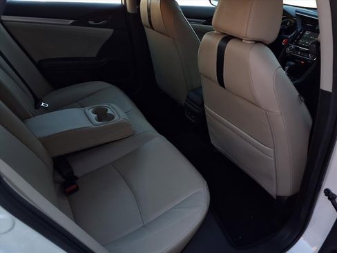 Used 2017 Honda Civic Touring image 22