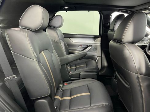 Used 2024 MAZDA CX-90 Plug-In Hybrid w/ Premium Plus image 29