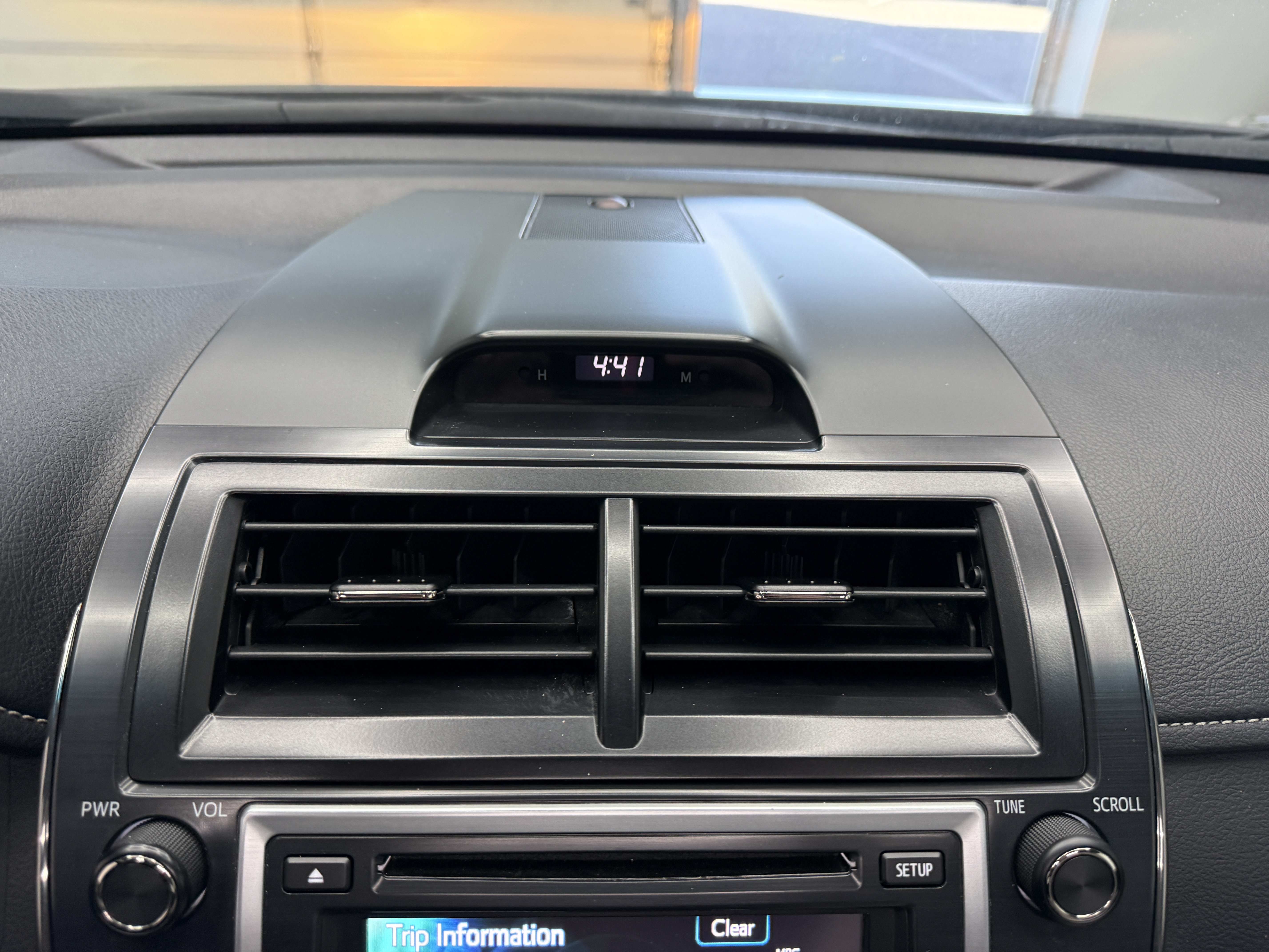 Used 2013 Toyota Camry LE FWD image 16
