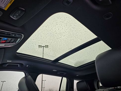 New 2026 Jeep Grand Cherokee Limited image 16