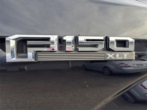 Used 2020 Ford F150 XLT w/ Equipment Group 302A Luxury image 26