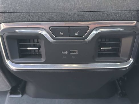 Used 2026 GMC Sierra 1500 Denali Ultimate AWD/4WD image 17