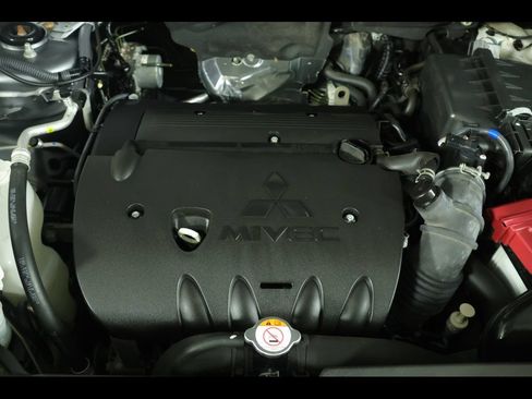 Used 2024 Mitsubishi Outlander Sport SE AWD/4WD image 18