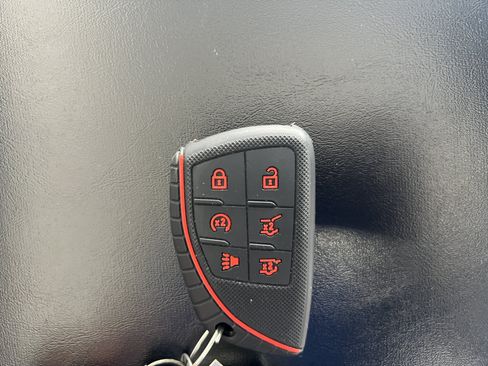Used 2025 GMC Sierra EV Denali AWD/4WD image 23