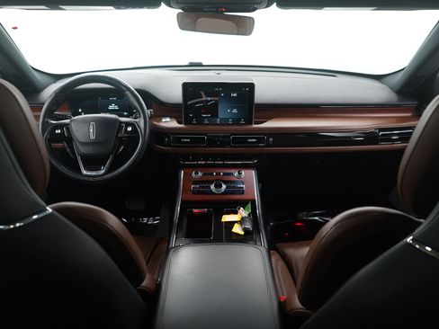 Used 2021 Lincoln Aviator Reserve w/ Equipment Group 201A image 14