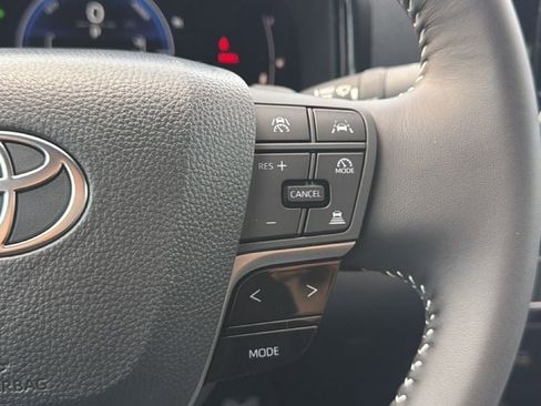 New 2026 Toyota Camry SE image 24