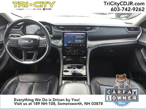 Used 2023 Jeep Grand Cherokee Limited w/ Luxury Tech Group II image 22