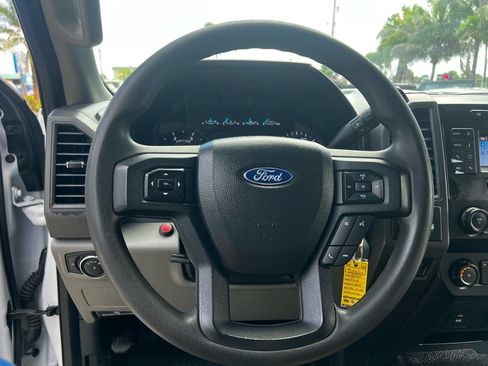 Used 2022 Ford F250 XL w/ Power Equipment Group RWD image 18