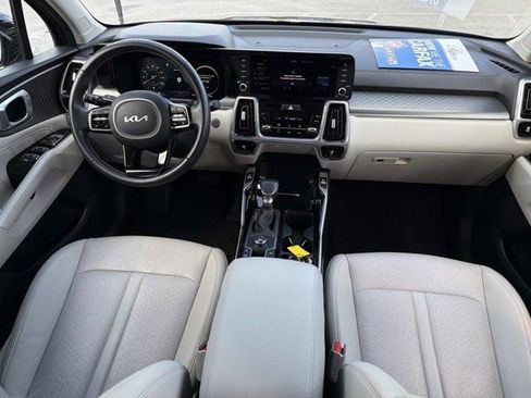 Used 2023 Kia Sorento SX FWD image 23