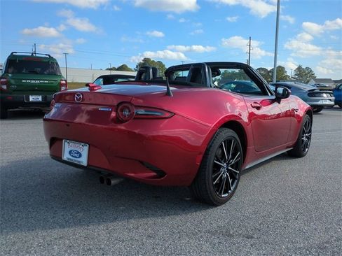 Used 2024 MAZDA MX-5 Miata Grand Touring image 4