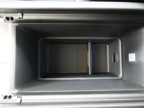 Used 2026 Hyundai Ioniq 9 SEL image 36