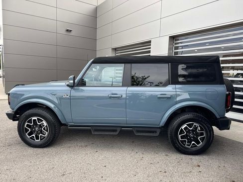 Used 2023 Ford Bronco Outer Banks AWD/4WD image 4