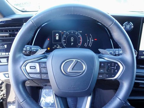 Used 2024 Lexus RX 350 FWD image 14