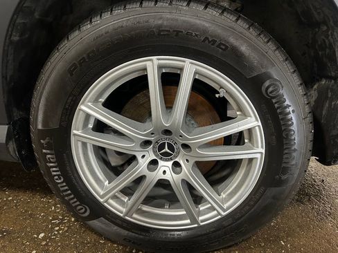 Certified 2025 Mercedes-Benz GLC 300 4MATIC image 33