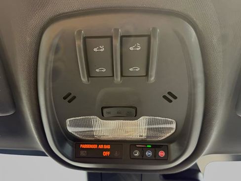 Used 2024 Buick Envista Sport Touring w/ Convenience I Package FWD image 21