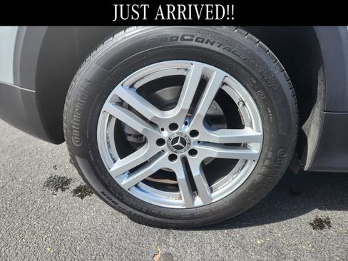 Used 2020 Mercedes-Benz GLB 250 4MATIC image 5