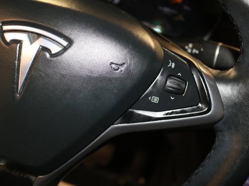 Used 2020 Tesla Model X image 55