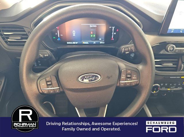 Used 2025 Ford Escape Active AWD/4WD image 8