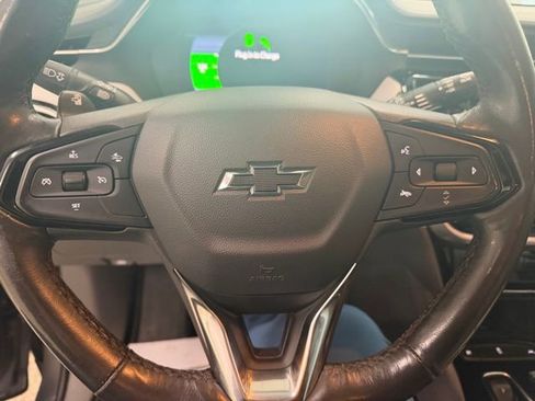 Used 2022 Chevrolet Bolt EUV Premier image 14