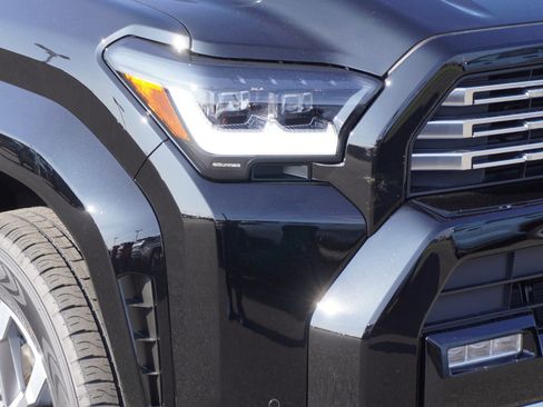 New 2026 Toyota 4Runner Limited image 3