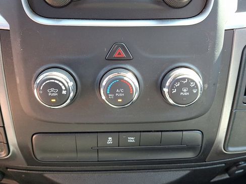 Used 2024 RAM 1500 Classic SLT image 15