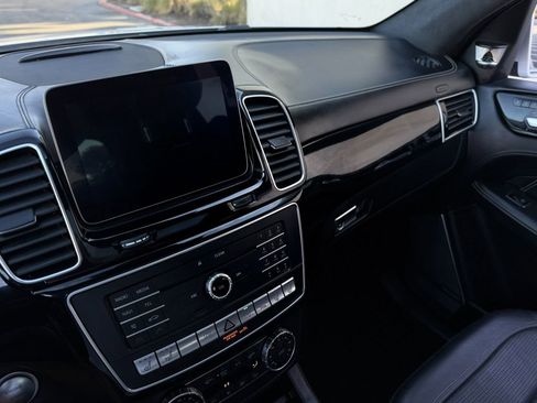 Used 2017 Mercedes-Benz GLE 63 AMG 4MATIC image 37