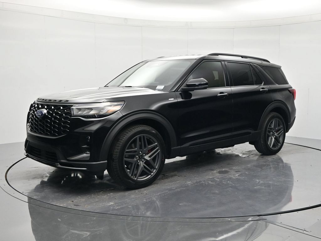 New 2026 Ford Explorer ST-Line w/ ST-Line Street Pack RWD image 1