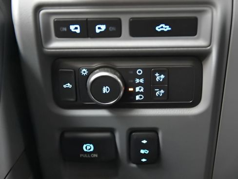 Used 2021 Ford F150 XLT w/ Equipment Group 302A High image 25