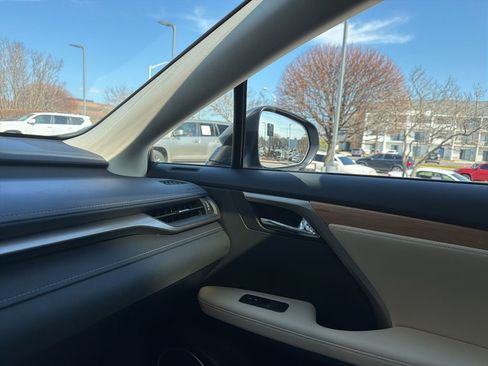 Certified 2021 Lexus RX 350L Premium w/ Premium Package image 39