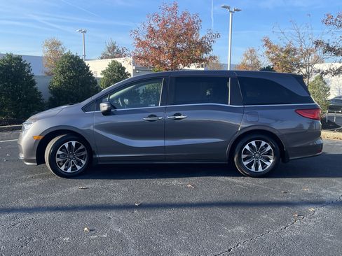 Certified 2024 Honda Odyssey EX-L image 6