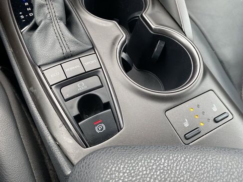 Used 2023 Toyota Camry XSE image 22