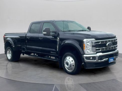 Certified 2025 Ford F450 XLT w/ 360-Degree Camera Package image 9