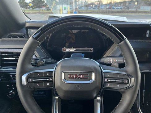 New 2026 GMC Yukon Elevation image 15