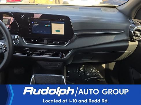 Used 2026 Chevrolet Equinox LT AWD/4WD image 19