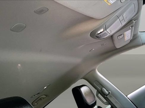 Used 2022 Chrysler Pacifica Touring-L FWD image 22