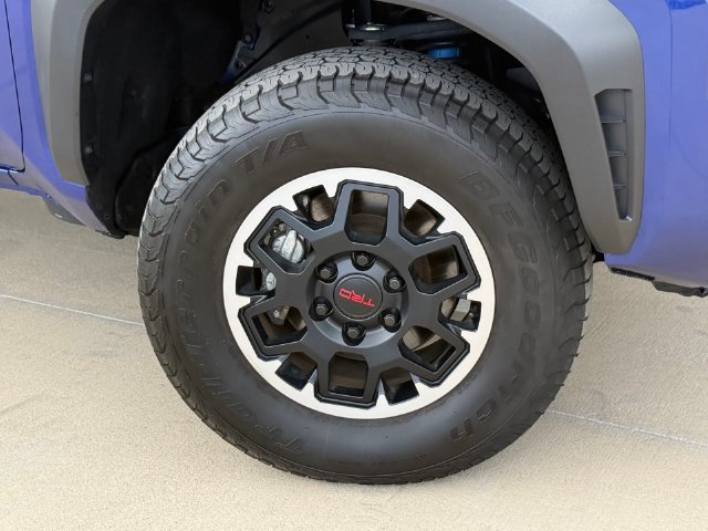 Used 2024 Toyota Tacoma TRD Off-Road AWD/4WD image 6