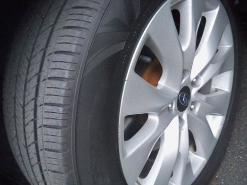 Used 2017 Subaru Legacy 2.5i Premium image 8