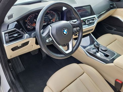Used 2019 BMW 330i xDrive Sedan w/ Premium Package image 16