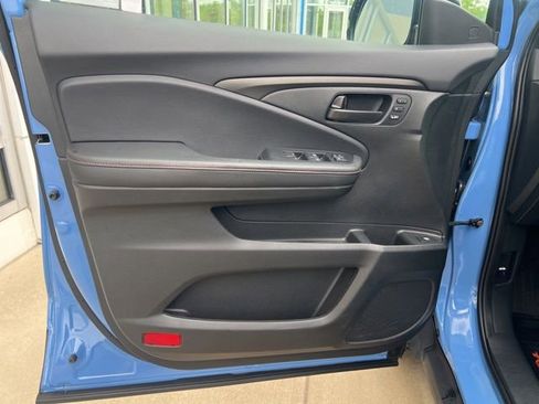 Certified 2024 Honda Ridgeline TrailSport image 19