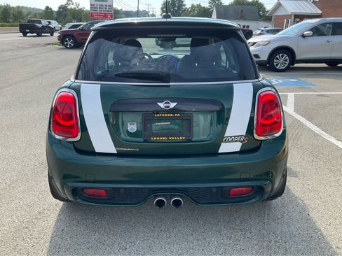 Used 2018 MINI Cooper S FWD image 4