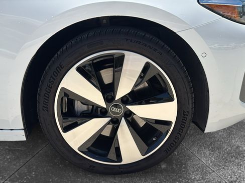 Used 2025 Audi A5 2.0T Premium w/ Convenience Package AWD/4WD image 33