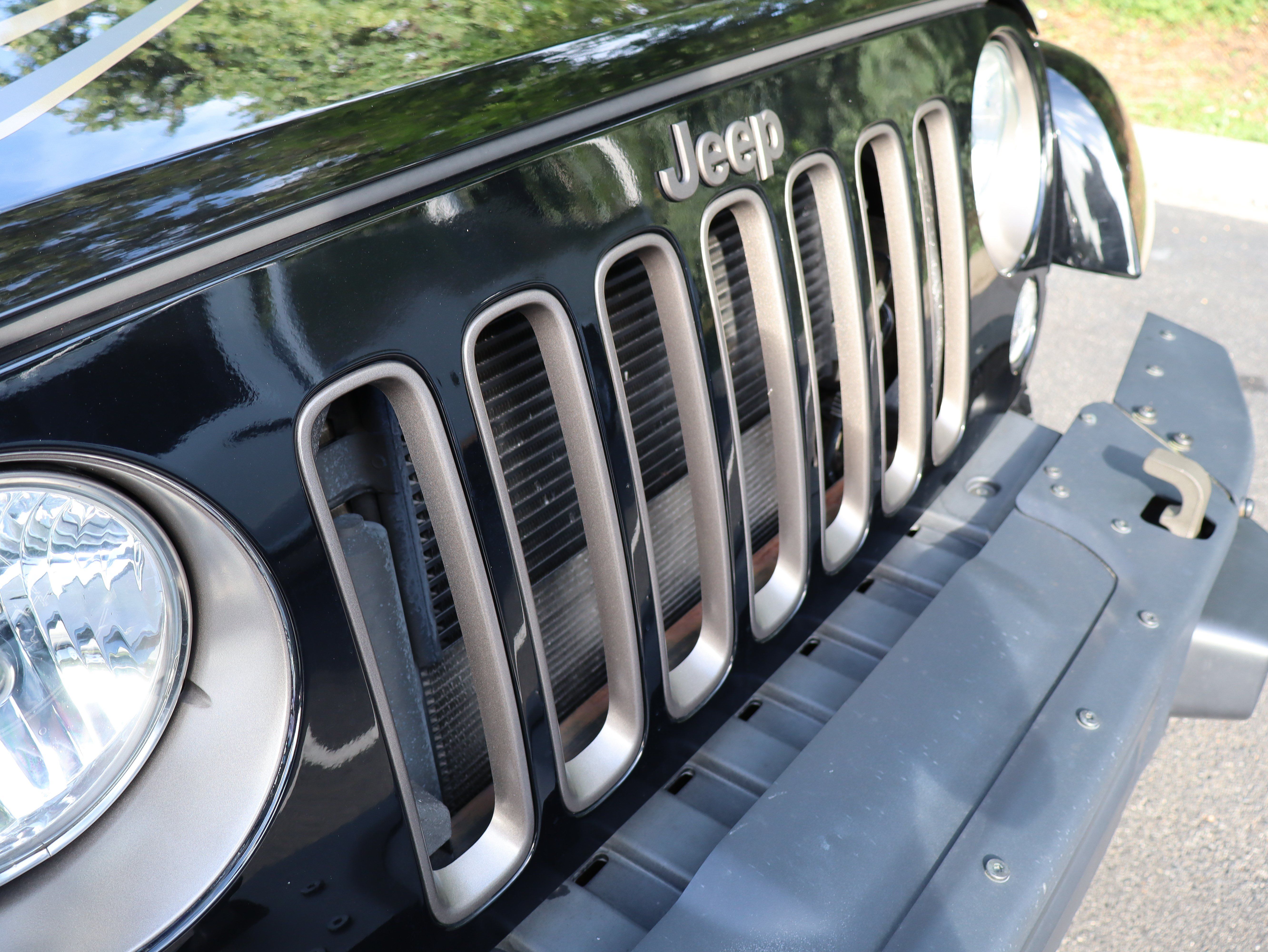 Used 2018 Jeep Wrangler Unlimited Sport AWD/4WD image 16