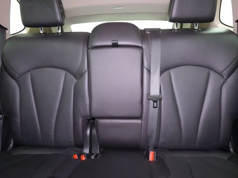 Used 2018 Buick Envision Essence AWD/4WD image 17