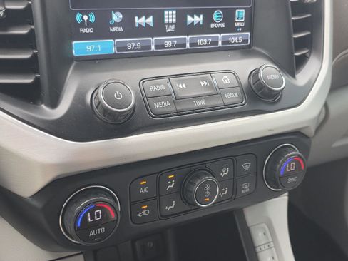 Used 2019 GMC Acadia SLT FWD image 22