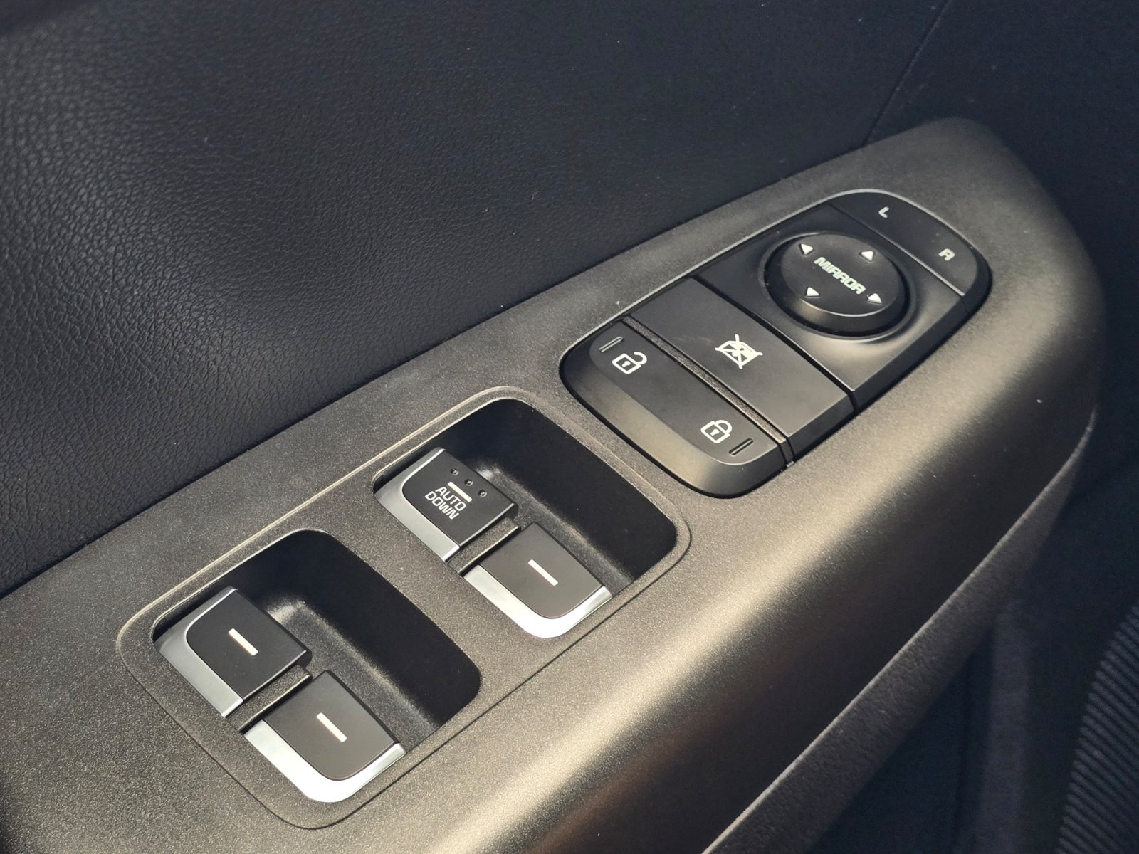 Used 2019 Kia Sportage LX FWD image 23