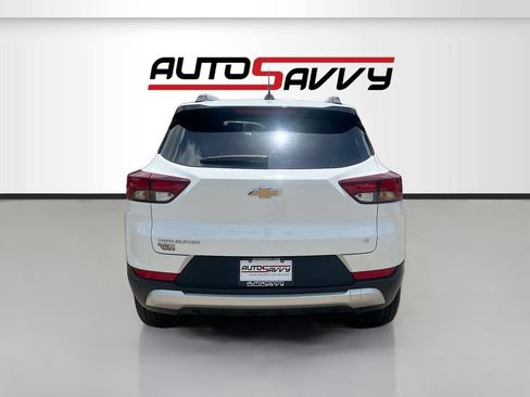 Used 2024 Chevrolet TrailBlazer LT w/ LT Cold Weather Package FWD image 6