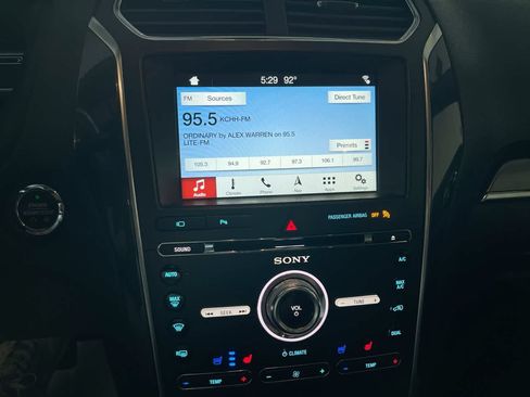 Used 2018 Ford Explorer Sport w/ Equipment Group 401A AWD/4WD image 16