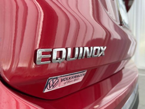 Used 2020 Chevrolet Equinox LT w/ Driver Convenience Package image 33