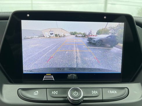 Used 2020 Chevrolet Blazer LT image 19