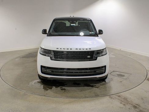 New 2026 Land Rover Range Rover Long Wheelbase SE AWD/4WD image 8